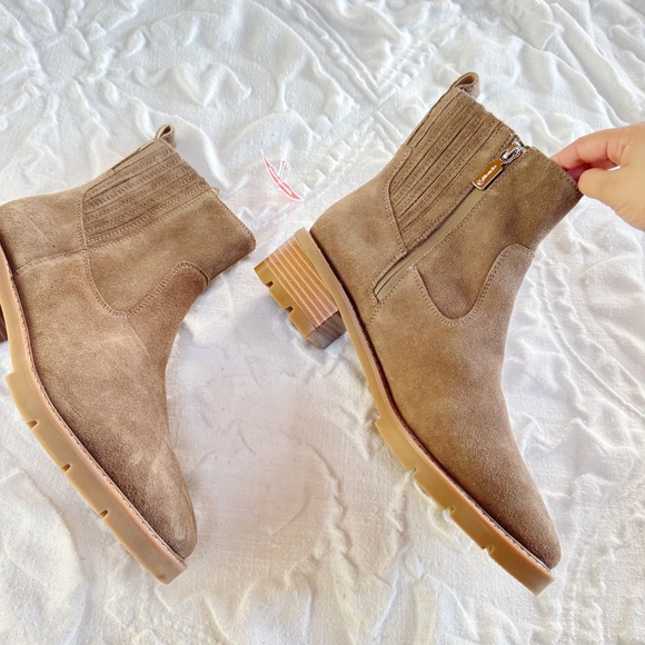 Blondo Harlen Suede Waterproof Bootie Size 9 New - Picture 5 of 8